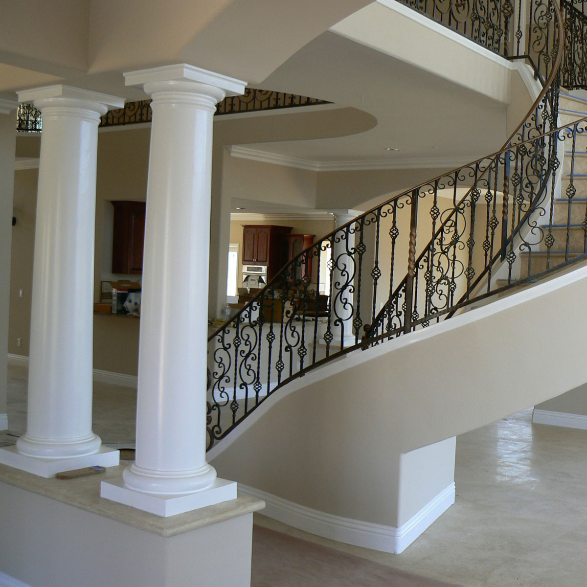 Poly–Classic DuraGlass columns - Non-Tapered Round